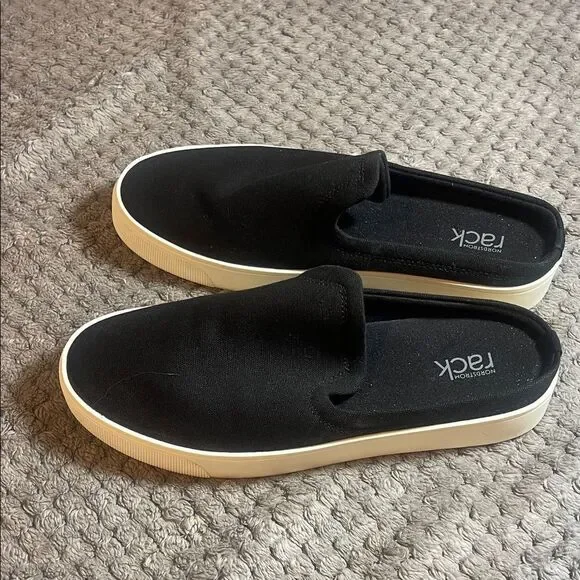 Nordstrom rack Black Slip-On Sneakers size 7M