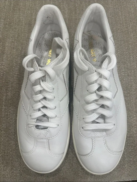 Stuart Weitzman Women’s White Leather Sneakers Size 8M with Dust Bag