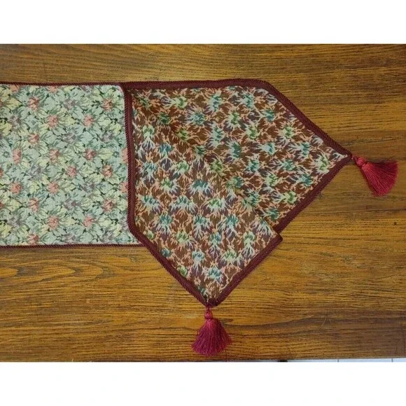 Red Green Table Runner FALL-WINTER-SPRING Reversible 56x12.5