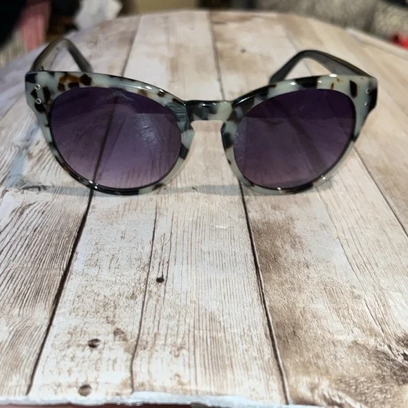 X-RAY round cat eye tortoise shell brown and beige Gradient Sunglasses