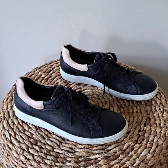 ECCO Womens Soft 7 Black/Pink Leather Casual/Athleisure Low Sneaker EU37/US6-6.5