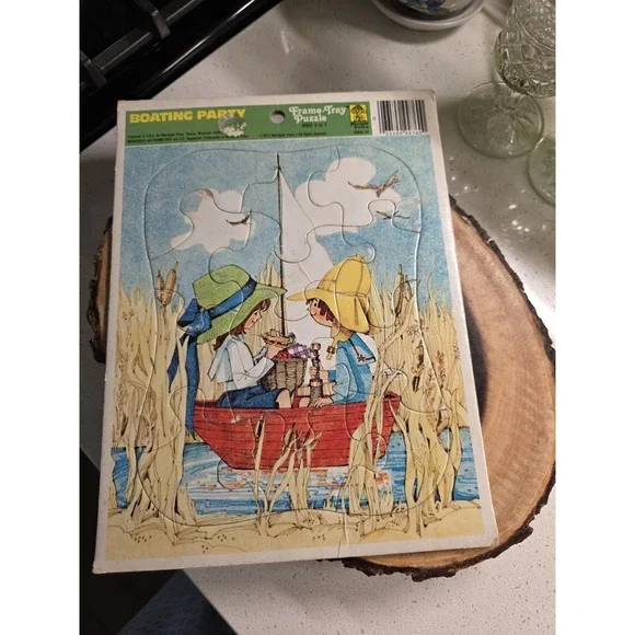 1973 Frame Tray Puzzle Boating Party