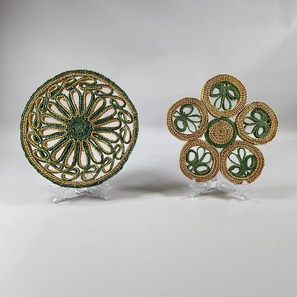 VTG Woven Straw Trivets Set 2 Green Tan Boho Raffia Hot Pads Cottagecore Decor