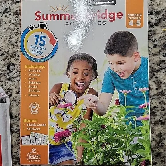 Summer Bridge‎ Activities Ser.: Summer Bridge Activities®, Grades 4 to 5 by...