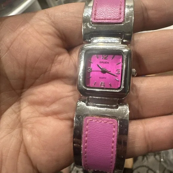 Working Gruen Women's Watch Square Wide Pink Dial & Steel band 24mm Fit‎ 6.5in