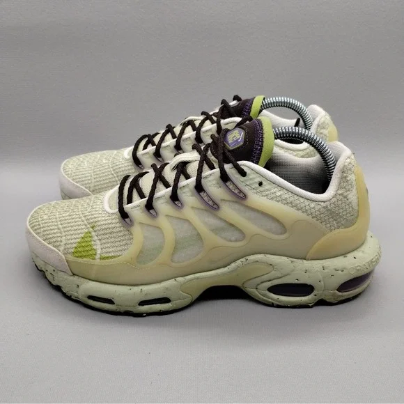 Nike Air Max Terrascape Plus Phantom Vivid Green Mens Size 8.5 Athletic Sneakers
