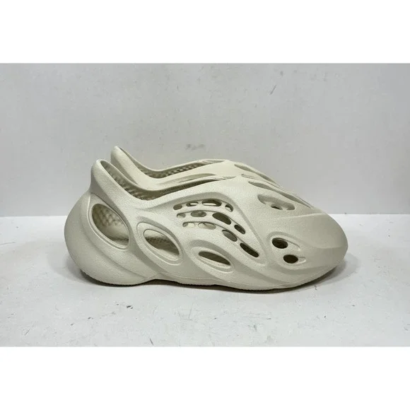 Adidas Yeezy Foam RNNR Sand Men's Size 10‎ Shoes Slip On Runner