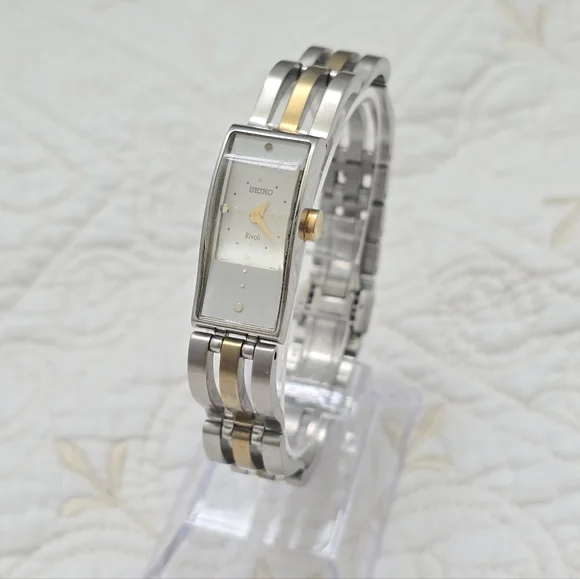 Vintage Seiko Rivoli Ladies Watch Two Tone Dainty 2E20-0AP0 Classic Elegant