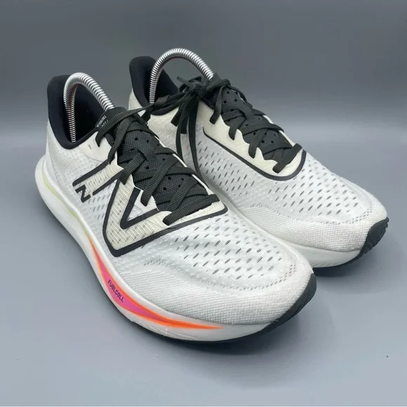 New Balance FuelCell Rebel v3‎ running shoes