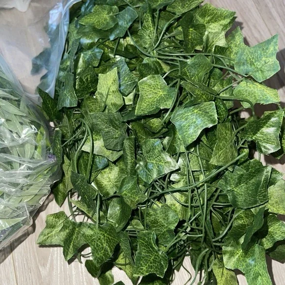 Mixed lot artificial greenery, Ivy Garland With & W/O Lights Floral Crafts