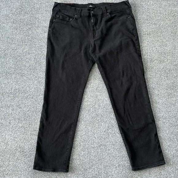True Religion Geno Jeans Mens 36x30 Black Relaxed Slim Stretch Denim Horseshoe‎