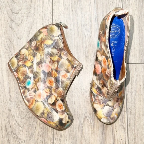 JEFFREY CAMPBELL x Modcloth 3D lenticular seashell wedge ankle booties 9