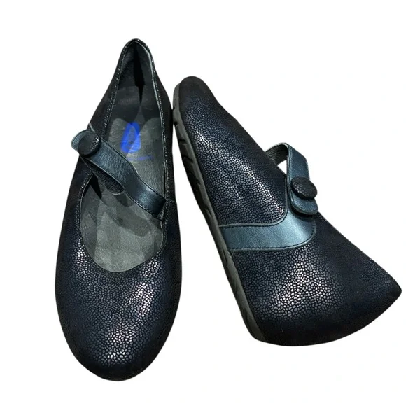 Wolky Daphne navy Mary Jane Wedge Shoes Womens size 39 US 8 metallic comfort