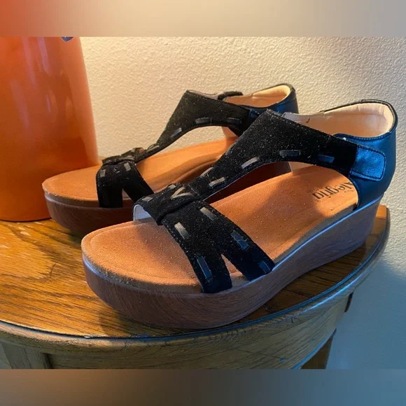 Alegria Women's Tova Black Suede Leather Platform Sandals Size 39