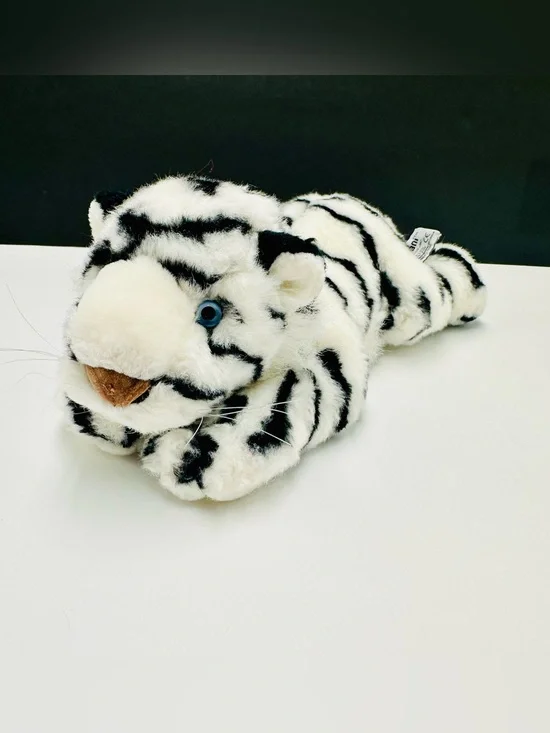 Russ Berrie Plush White Snow Tiger Chandani 90s Stuffed Animal 11” L Blue Eyes