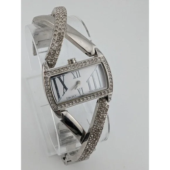 DKNY Pave Crystal Watch Women 28mm Case‎ Silver 6.5