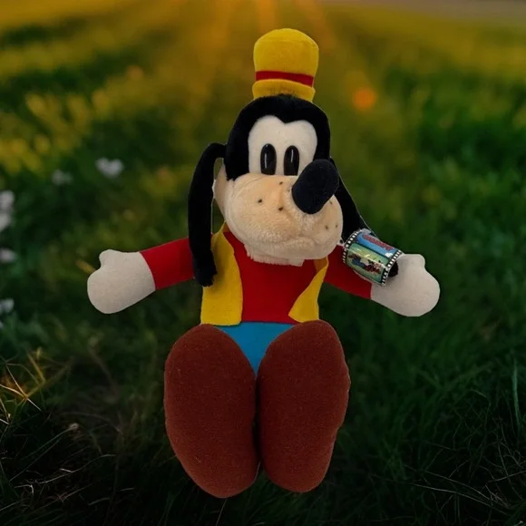 VTG Walt Disney World Goofy Plush 15