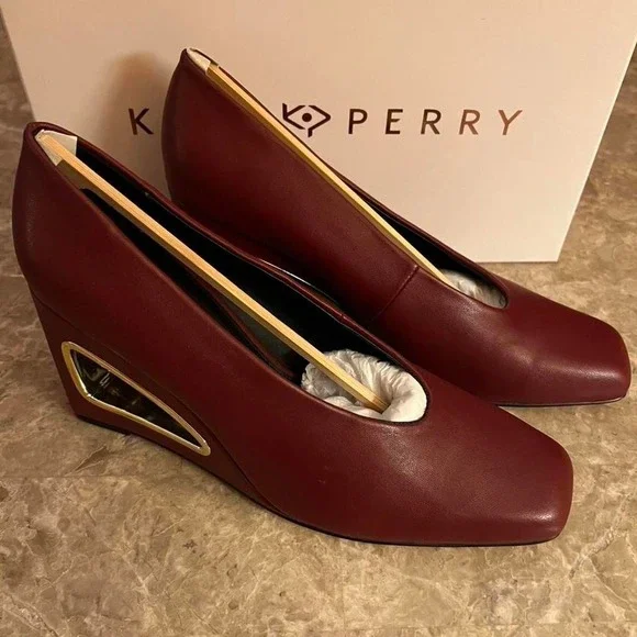 Katy Perry Hollow Wedge Cranberry Faux NIB Women's Size 9.5M NEW See Thru Heel..