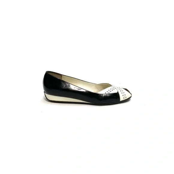 Vintage 1980s black patent leather peep toe deck shoes