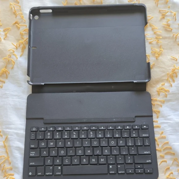 Logitech Gray Tablet Keyboard Case
