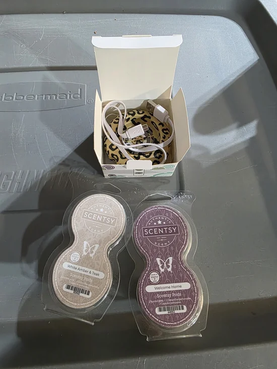 Scentsy Mini Fan Diffuser With Pod Refills - Leopard Print With Cord
