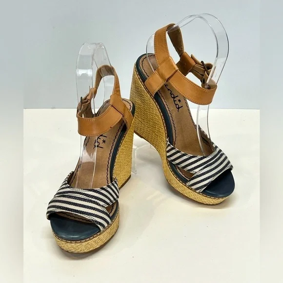 SPLENDID Tan with Blue and white stripe wedge sandals size 7.