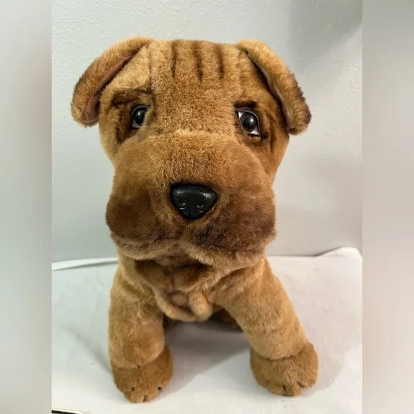 Vintage Sharpei plush Graphics International‎
