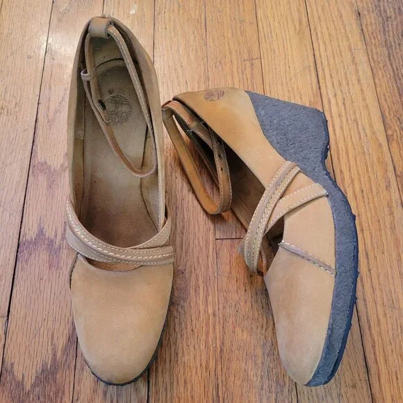 Timberland Leather Mary Jane Shoes 7.5M Beige‎ Wedge