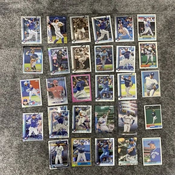 Blue Jays Baseball Card‎ Lot - 32 Cards (Rookies, Inserts, Parallels)