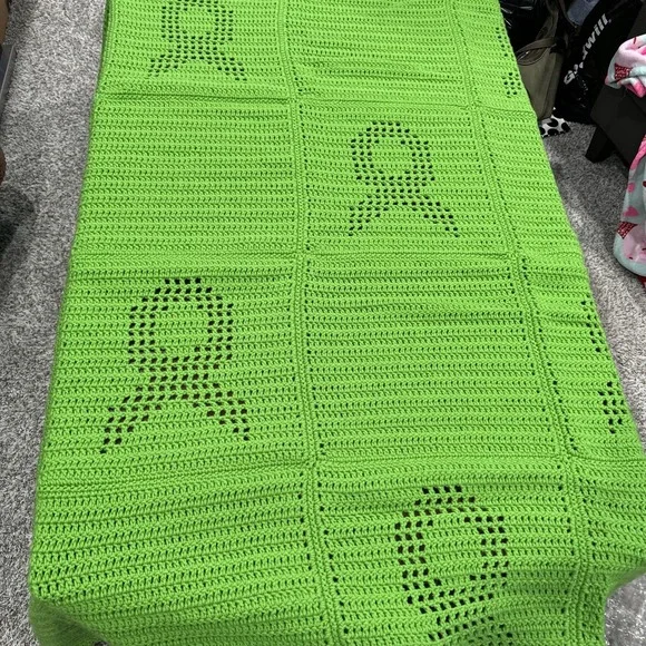 Handmade Crocheted Breast‎ Cancer Symbols Green Never Used