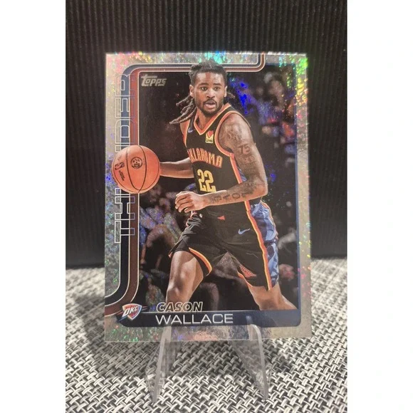 2025 Topps Basketball Carson Wallace Sandglitter #119 OC Thunder