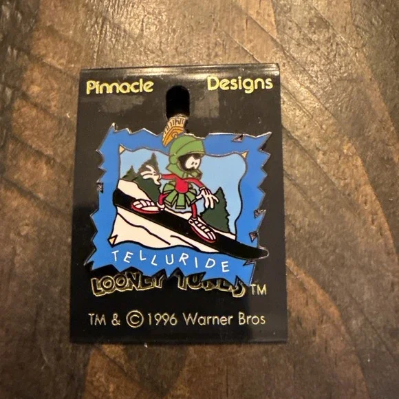 Rare Telluride Looney Toon‎ Marvin Martian Ski Snowboarding Pin Pinnacle 1996