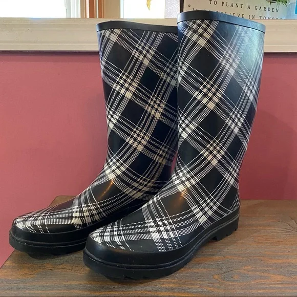 Rain boots plaid print