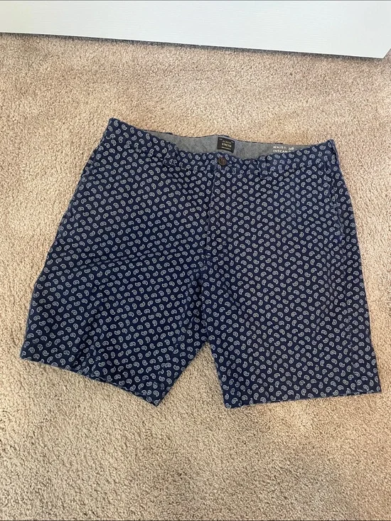 J. Crew Navy Paisley Print Men’s Shorts