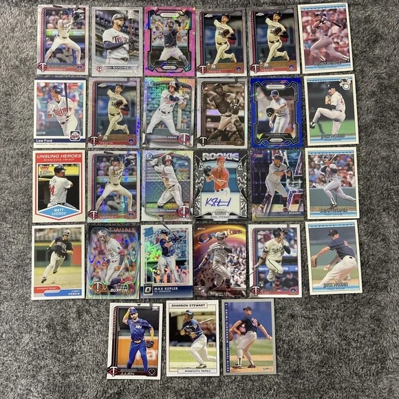 Minnesota Twins Baseball 27 Card Lot - Rookies, Stars, Inserts, Autograph