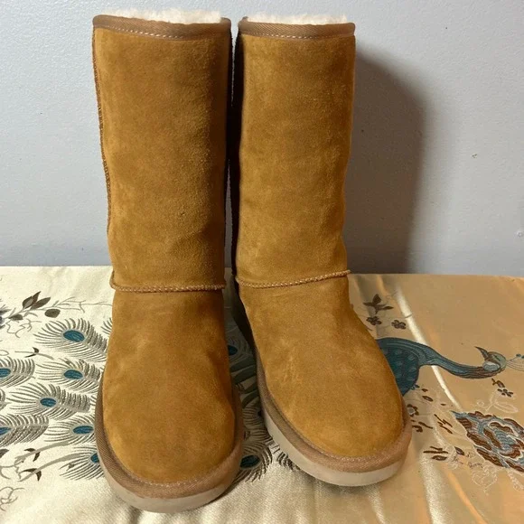Koolaburra by UGG Victoria Tall Chestnut Suede Boots Womens 7 1017089