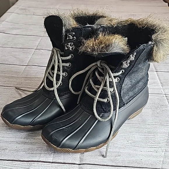 Sperry sz 6.5 duck boots, faux fur lined, black/tan