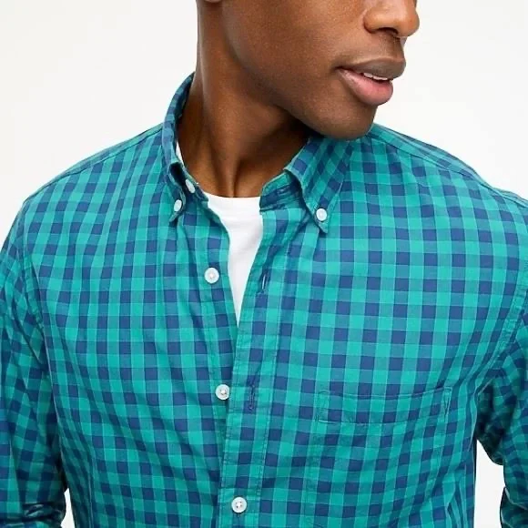 J Crew men's long-sleeve plaid cotton shirt, fitted, size -S.