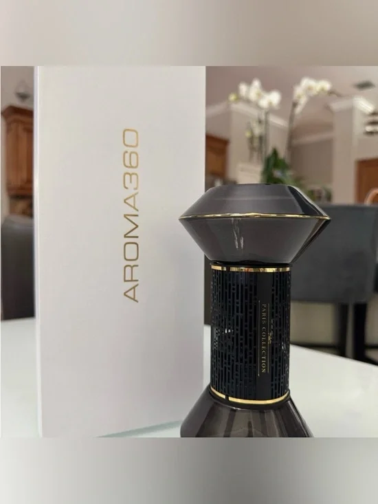 Paris Collection scent 24k  Black  and Gold Aroma 360 Hourglass Diffuser