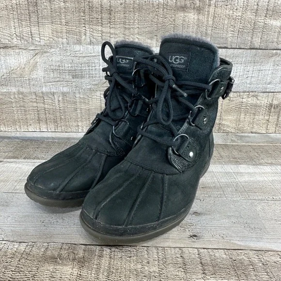 UGG Womens Cecile Waterproof Duck‎ Boot Black Leather Fleece Lined Size 7