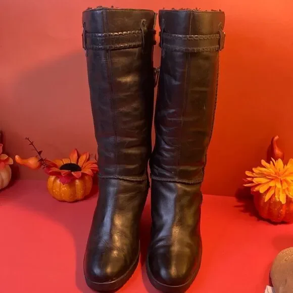 Ugg boots SZ 7
