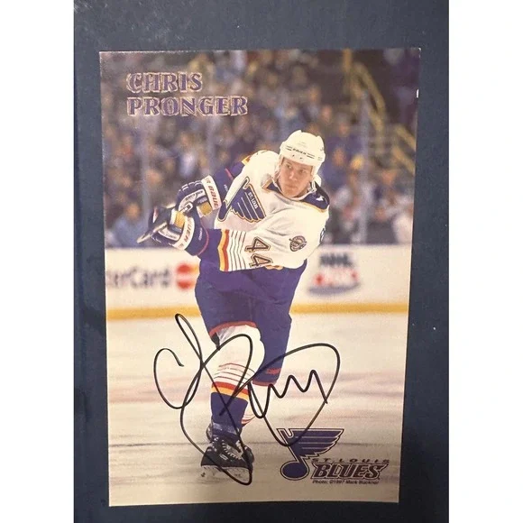 1997 Chris Pronger Autographed Card #44 St Louis Blues 4x6