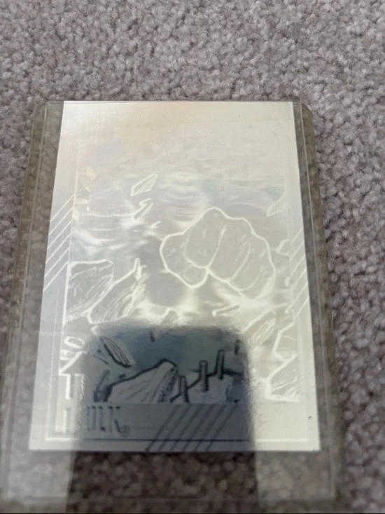 Set of 2 1991 Marvel hologram cards Hulk and Punisher