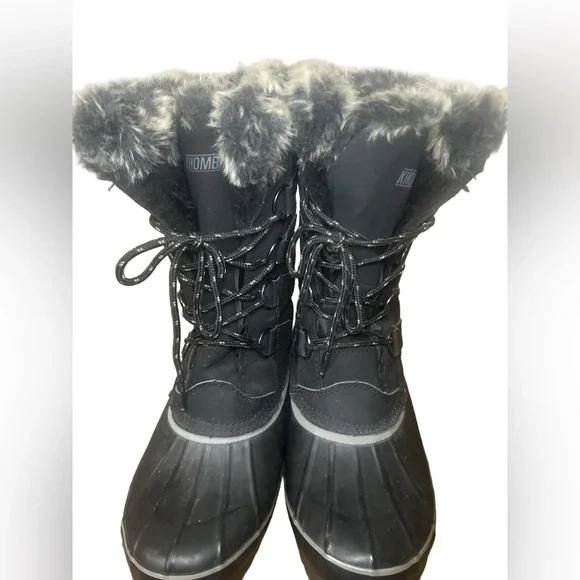 Khombu Women's Black and Gray Winter Boots size 8