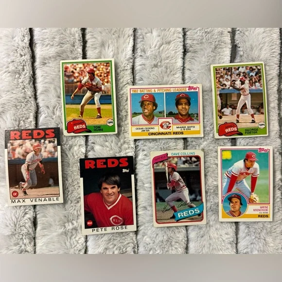 Topps Cincinnati Reds Baseball Card Collection - Red and White