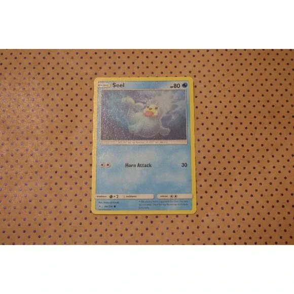 Seel 44/214 Pokemon Card (2019)