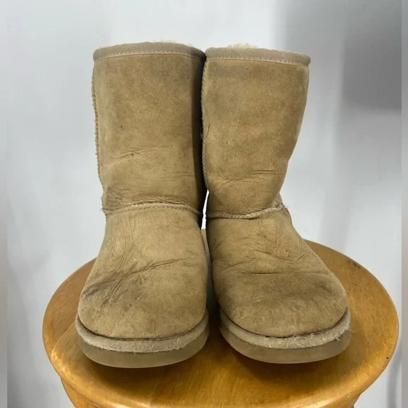 UGG classic short boot 7