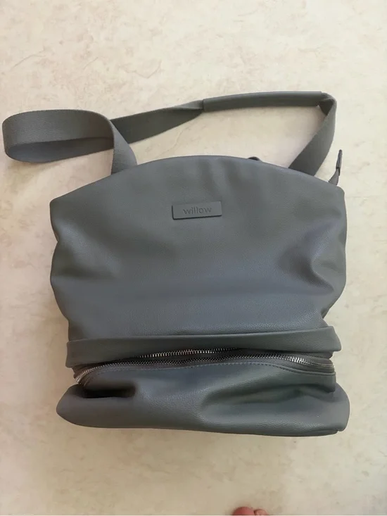 Willow Pump Everywhere bag