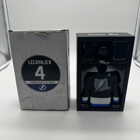 Tampa‎ Bay Lightning Lecavalier #4 Retirement Night Collectible Mini Locker NHL