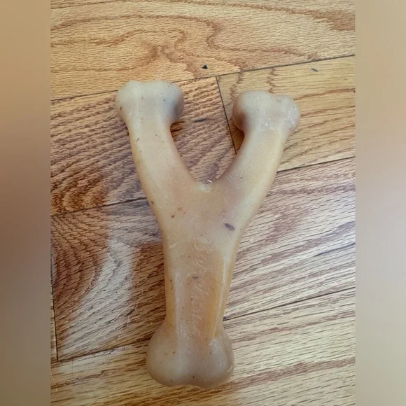 NWOT Benebone Wishbone for Medium or Large Dogs
